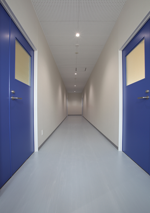 出町テナントビル