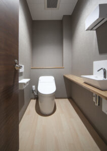 出町テナントビル