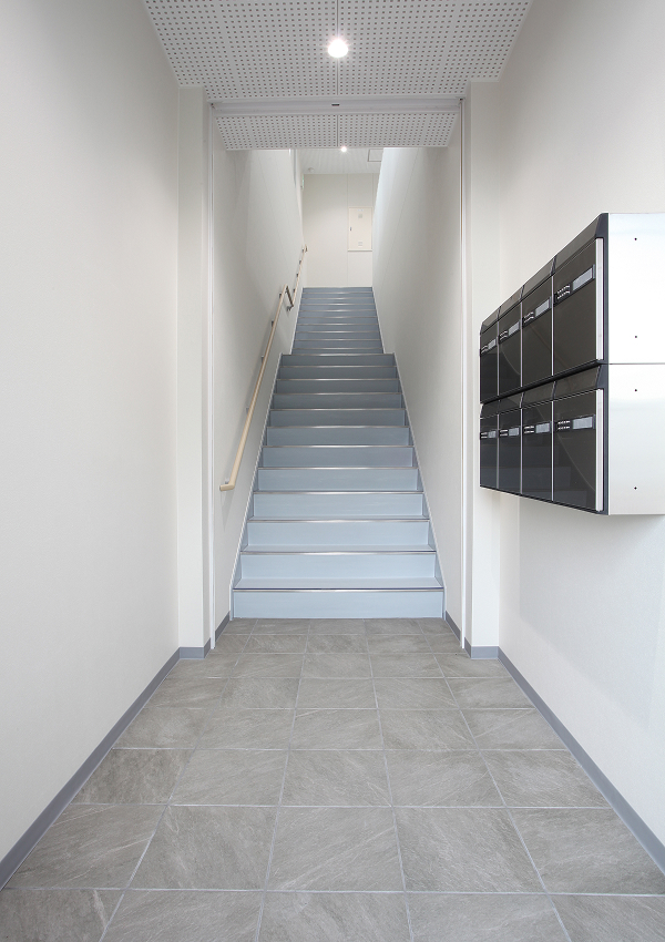 出町テナントビル