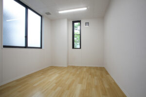 出町テナントビル